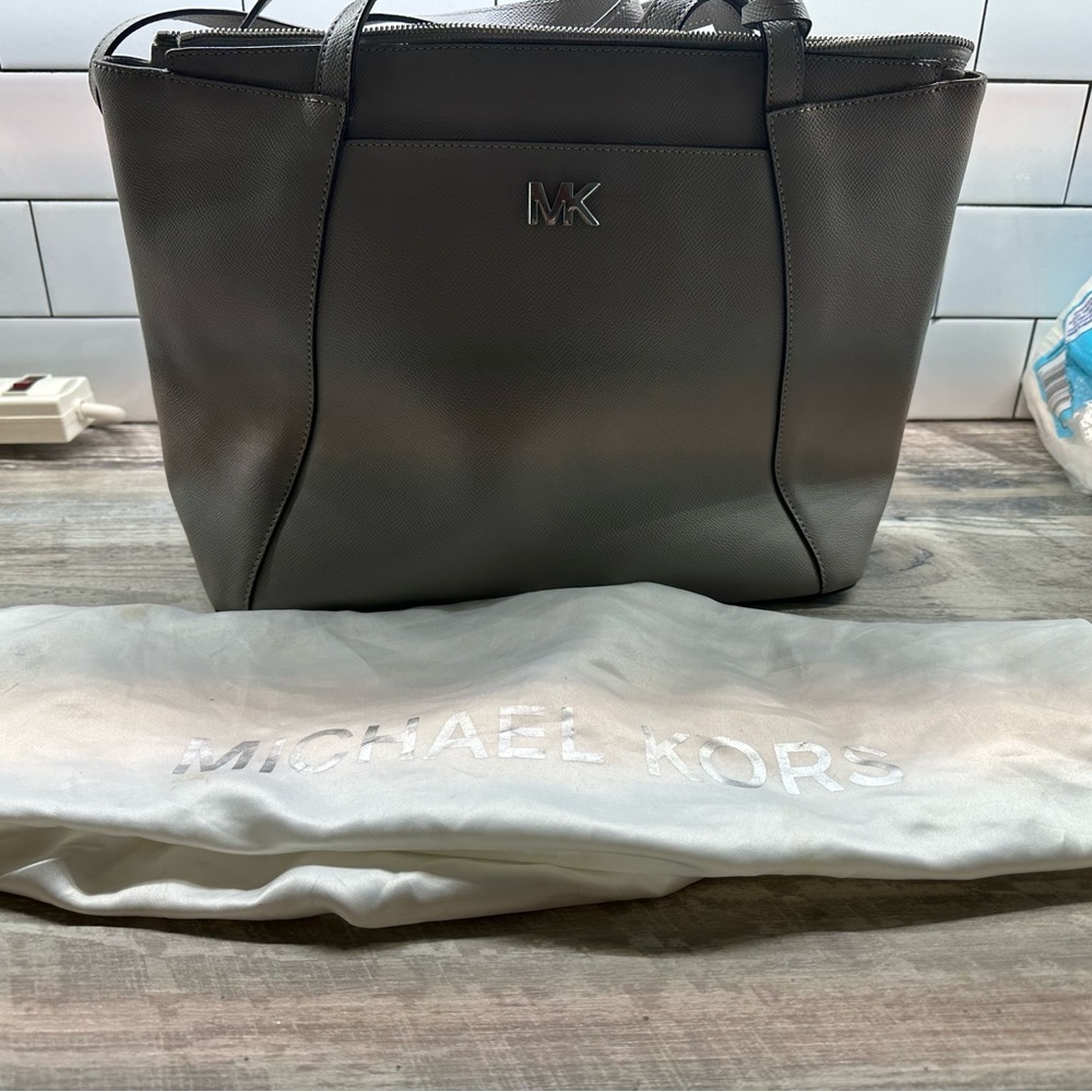 Michael Kors Grey Leather Tote with Zipper